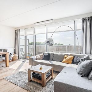 Modern Appartement Met Gratis Fietsen